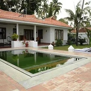 Hotel Tranquil Waters, Alappuzha